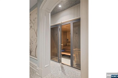 A newly completed interior renovation has transformed 10 Frick - photo 24