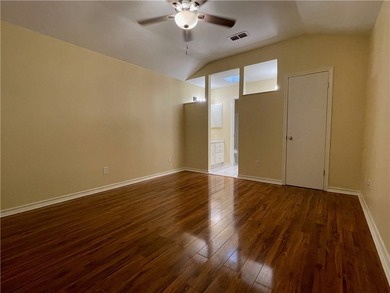 Beautifully & totally redone & updated. Front entrance & walkway - photo 27