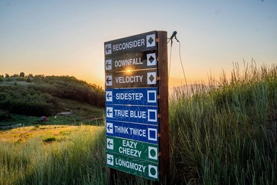 A rare opportunity to acquire Cherry Peak Resort, a - photo 6