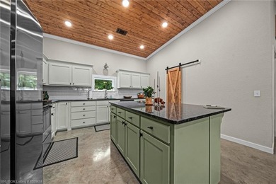 Newer construction 2-Bedroom, 2-Bath lake retreat located on - photo 11