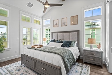 Move right into this beautifully furnished new construction home - photo 14