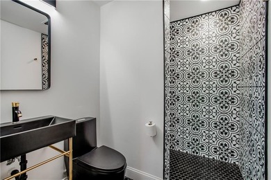 Set in the heart of Buckhead, this sleek, renovated two-bedroom