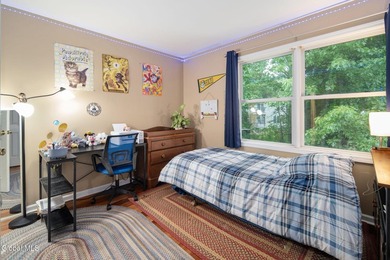 Whether you're searching for a year-round residence, a vacation - photo 26