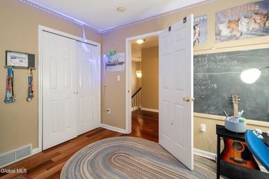Whether you're searching for a year-round residence, a vacation - photo 27