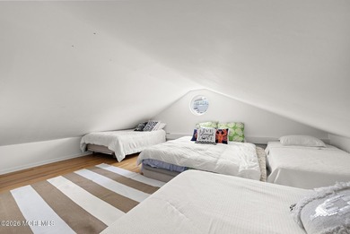 Nestled on desirable West Point Island, just a few homes from - photo 42
