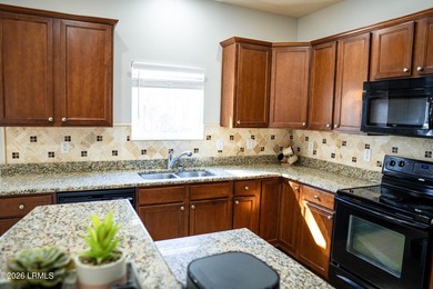 Bright, spacious, and move-in ready, this 4-bedroom, 3-bath home - photo 9
