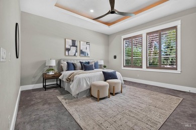 Beautiful James Clyde-built single-level home on a .35-acre - photo 6