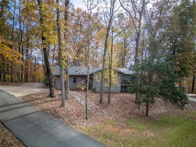 Lake Hartwell Home Sale Pending in Westminster South Carolina