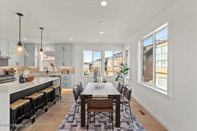 Experience exceptional living in the Atlas Waterfront Carlin - photo 11
