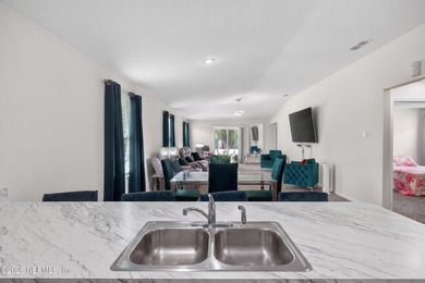 Beautifully maintained 4-bedroom, 2-bathroom home built in 2022 - photo 11