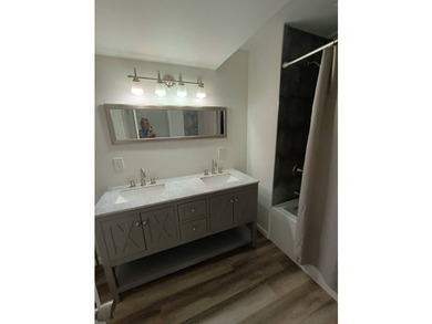 2 Beds 2 Baths - House 4000 24th St N, St Petersburg, FL - photo 13