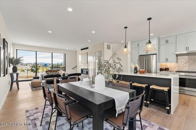 Experience exceptional living in the Atlas Waterfront Carlin - photo 14