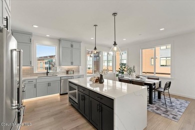 Experience exceptional living in the Atlas Waterfront Carlin - photo 17