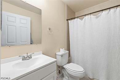 Discover an incredible opportunity in the heart of Cape Coral - photo 17