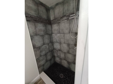 2 Beds 2 Baths - House 4000 24th St N, St Petersburg, FL - photo 18