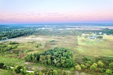 Located in the highly rated Harrah School District and just - photo 4