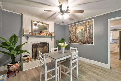 Welcome home to this beautifully updated 4-bedroom, 3-bath - photo 20