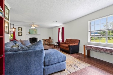 Welcome to the peaceful retreat you have been searching for - photo 3