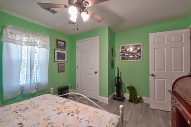 Welcome home to this beautifully updated 4-bedroom, 3-bath - photo 29