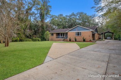 Lake Jackson - Leon County Home Active Under Contract in Tallahassee Florida