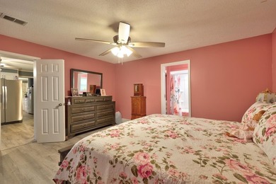 Welcome home to this beautifully updated 4-bedroom, 3-bath - photo 36