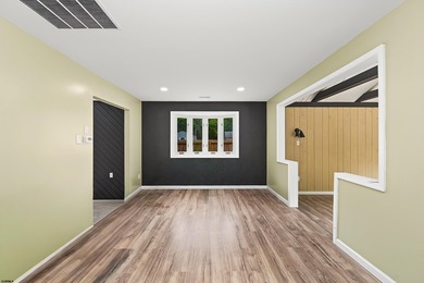 Welcome to this beautifully updated 3-bedroom, 2-bathroom ranch - photo 15