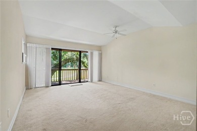 Lovely 3-bedroom, 3 bath, 1840 square feet condo/townhouse in - photo 18