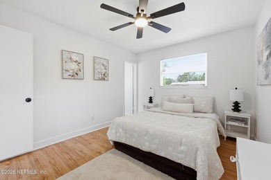 Completely renovated and move-in ready! This beautiful 4-bedroom - photo 23