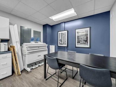 ATTENTION INVESTORS 6.4% CAP RATE on this 2 story CLASS A, FULLY - photo 27