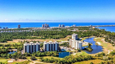*Luxurious Top-Floor Grandeur: 3/2 Penthouse Suite in Beautiful - photo 1