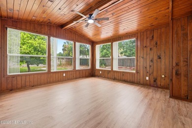 Completely renovated and move-in ready! This beautiful 4-bedroom - photo 32