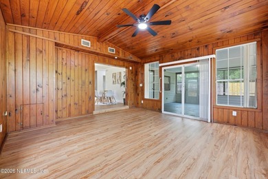 Completely renovated and move-in ready! This beautiful 4-bedroom - photo 33