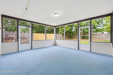 Completely renovated and move-in ready! This beautiful 4-bedroom - photo 35