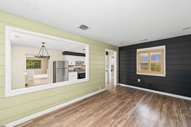 Welcome to this beautifully updated 3-bedroom, 2-bathroom ranch - photo 35
