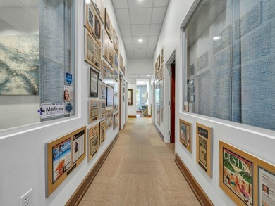 ATTENTION INVESTORS 6.4% CAP RATE on this 2 story CLASS A, FULLY - photo 39