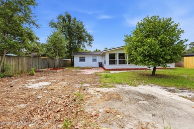 Completely renovated and move-in ready! This beautiful 4-bedroom - photo 39