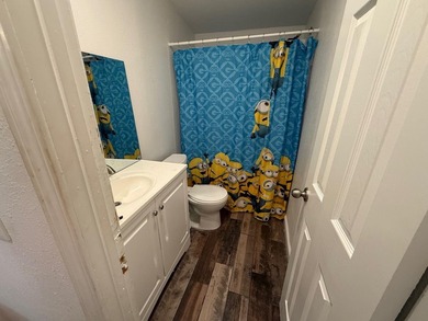 Welcome to 85 E Harborview, ideally positioned in a highly - photo 8