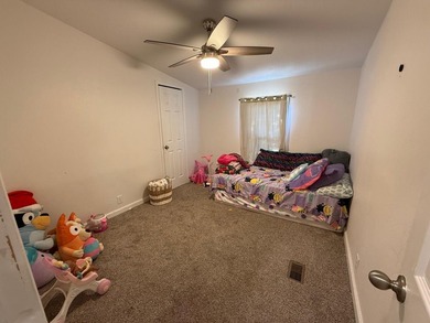Welcome to 85 E Harborview, ideally positioned in a highly - photo 9