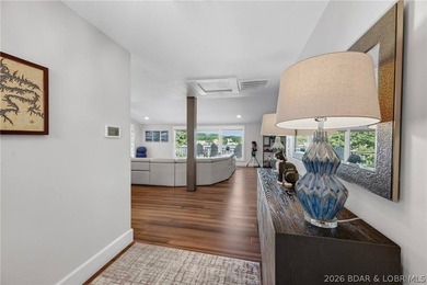 Commanding breathtaking panoramic views of the 24-mile marker - photo 9