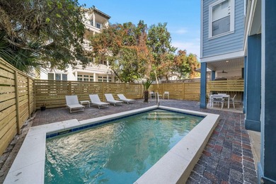 Steps from the iconic sugar-white sands of 30A, 39 Thyme blends - photo 6