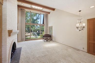 Set above prestigious Dry Creek Road, this legacy estate has - photo 13