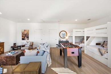 **OPEN HOUSE | TUES-SAT 10:00-4:00** *Please check in with agent - photo 21