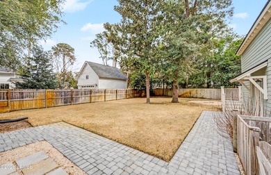 Located in Beaufort's highly regarded Hermitage neighborhood - photo 3
