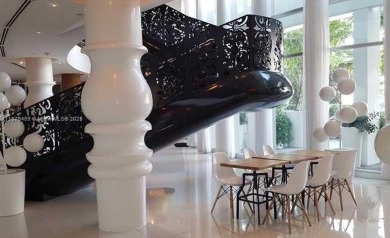 BEST ONE BEDROOM CONDO WITH LARGE BALCONY AND DIRECT BAY-