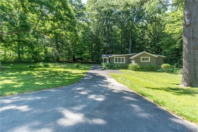 Come check out this charming and cozy 2-bedroom cottage just a - photo 4