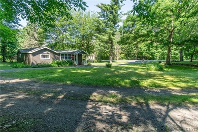 Come check out this charming and cozy 2-bedroom cottage just a - photo 6
