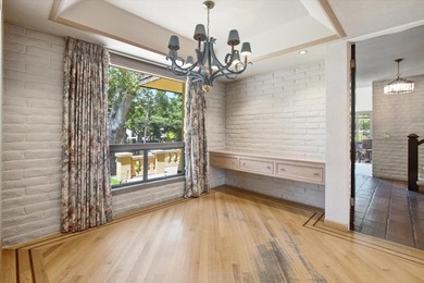 Set above prestigious Dry Creek Road, this legacy estate has - photo 30