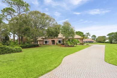 (private lake, pond, creek) Home For Sale in Port Saint Lucie Florida