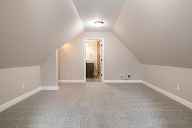 Home is currently under contingent contract with 48 hour first - photo 37