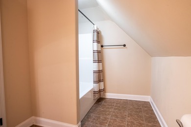 Home is currently under contingent contract with 48 hour first - photo 41